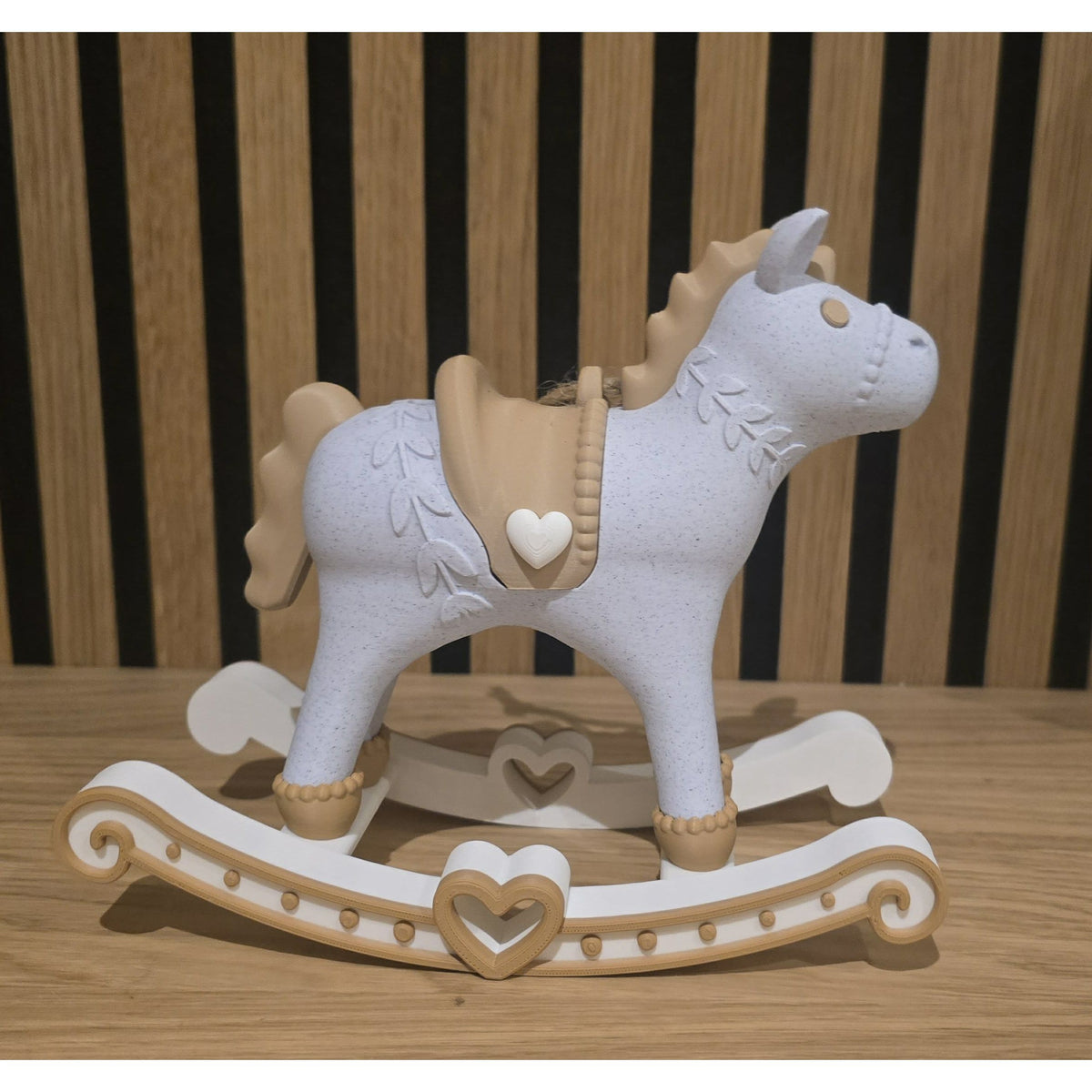 Schommelpaardje – Staande en Hangende Decoratie