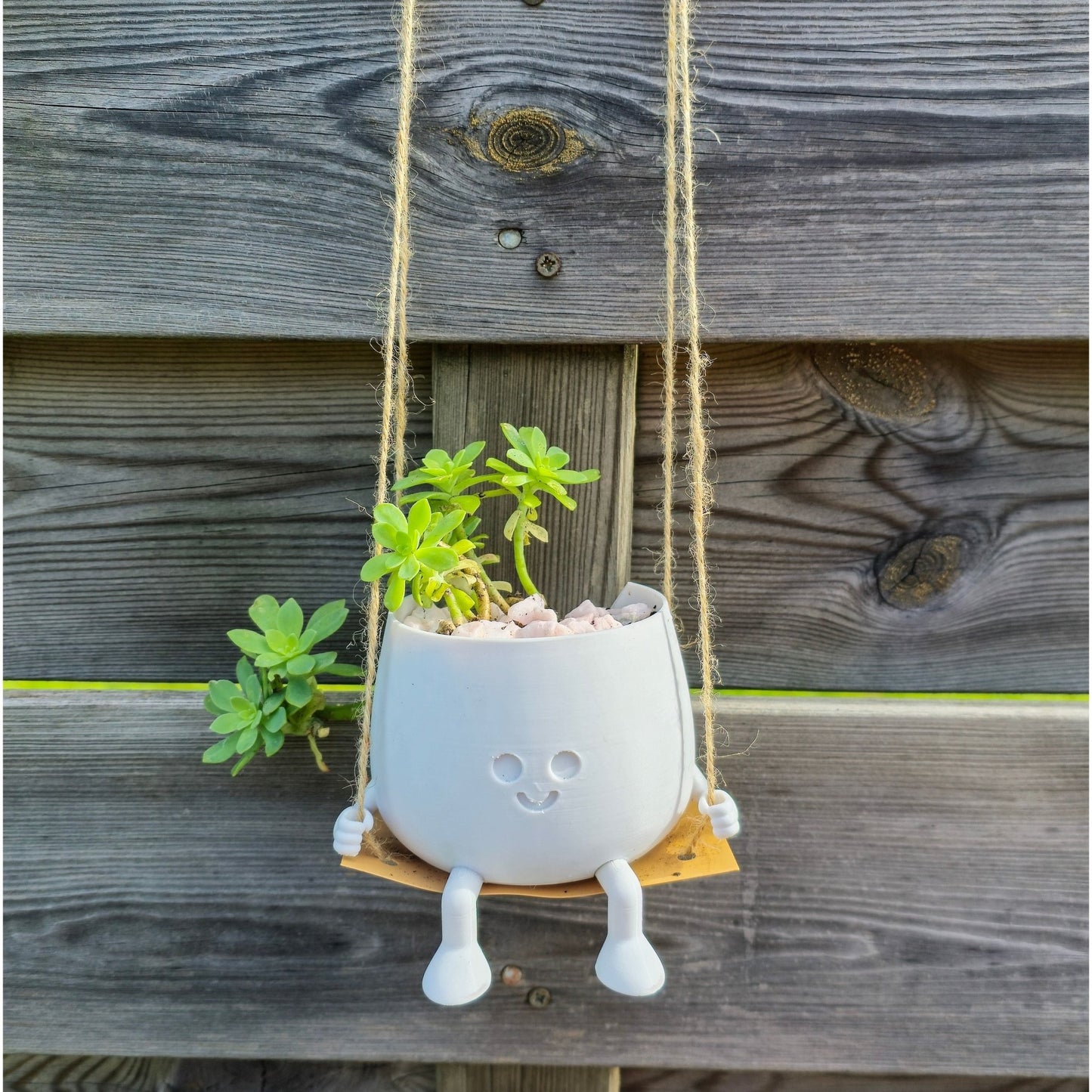 Bloempotje op schommel - Het Oekedoeleke