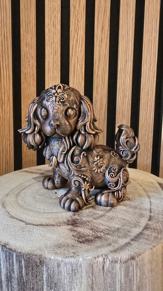 Cocker beeldje – Mystiek decoratief hondenfiguurtje in bronslook (12 cm)